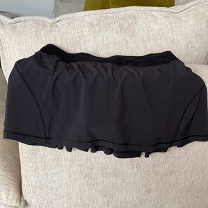 Lululemon tennis skirt - black